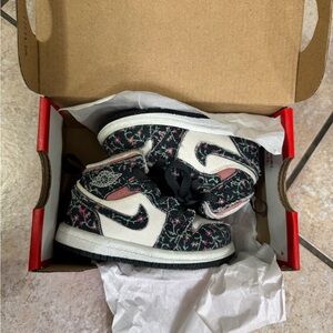 Nike Kids Black and Pink Floral Sneakers